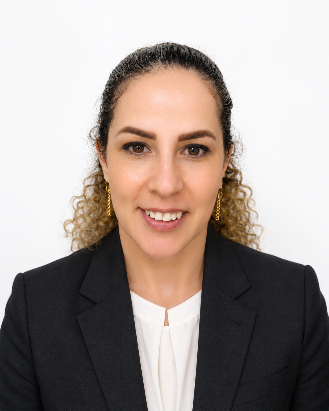 Assoc. Prof. Vahideh Arghashi
